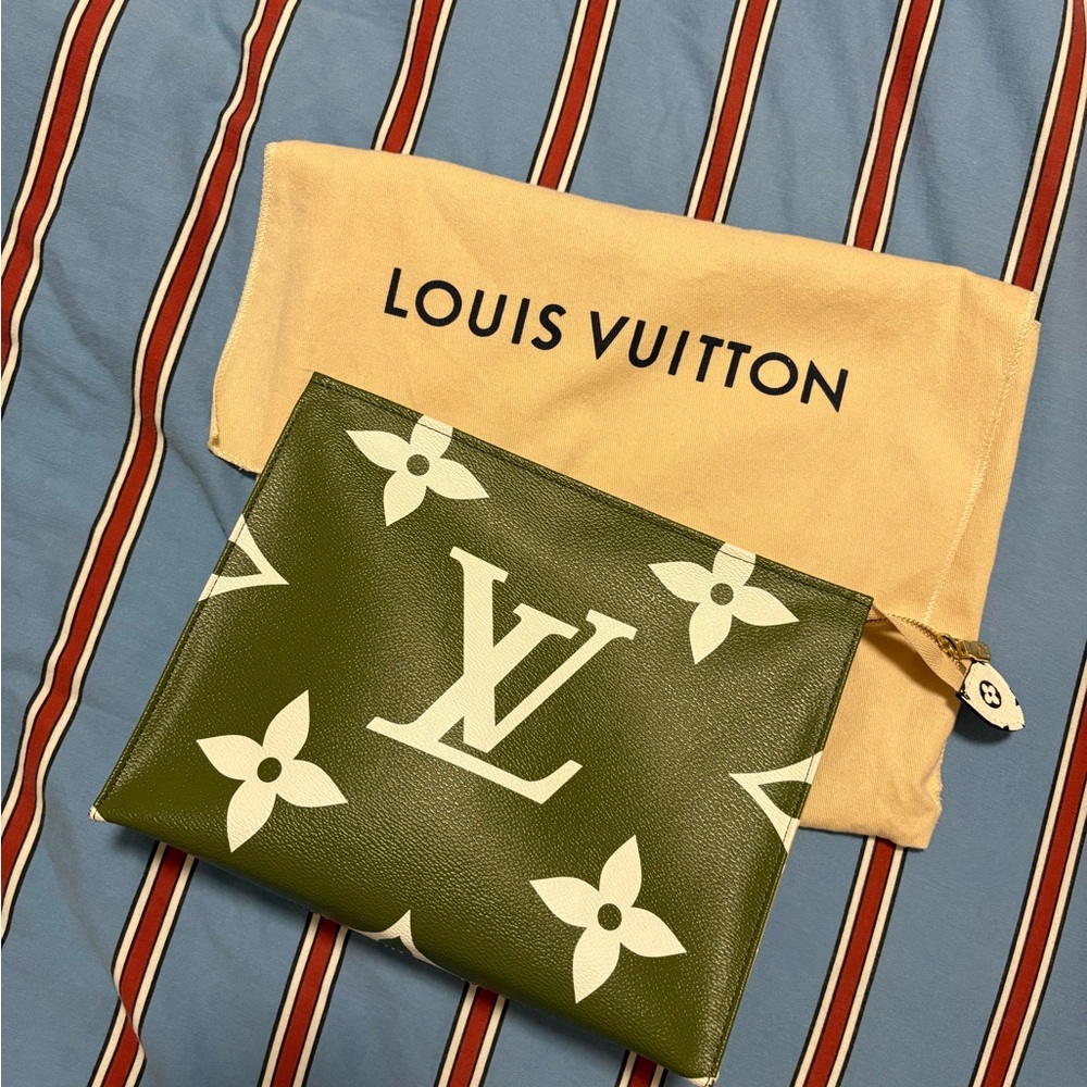 Authentic Louis Vuitton monogram toiletry